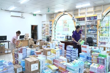 Bộ Giáo dục và Đào tạo xây dựng bộ sách giáo khoa mới dùng chung toàn quốc từ năm 2028