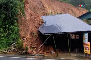 Thanh Hóa công bố tình huống khẩn cấp sạt lở đất tại xã Trung Hạ