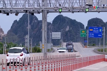 Cục Đường bộ yêu cầu bảo đảm khoảng cách an toàn trên đường cao tốc