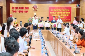 Tuyên dương học sinh đoạt Huy chương vàng Olympic Thiên văn và Vật lý thiên văn quốc tế