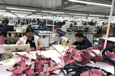 Thi đua “Giỏi việc nước, đảm việc nhà” trong nữ công nhân, viên chức, lao động