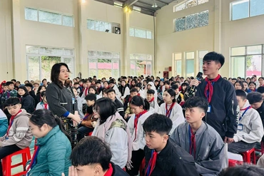 Nỗ lực xây dựng môi trường học đường không khói thuốc