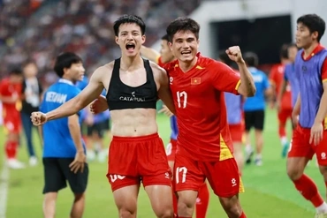 U23 Việt Nam biến động lực lượng trước thềm giải châu Á; “Mourinho từng khiến Ronaldo bật khóc”