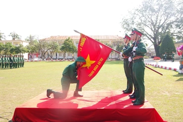 Trung đoàn 762 tiễn quân nhân hoàn thành nghĩa vụ quân sự năm 2026