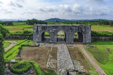 Thành nhà Hồ chỉnh trang cảnh quan, sẵn sàng chào đón Tết Bính Ngọ