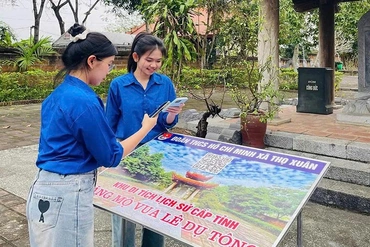 Tháng ba sức trẻ