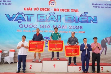 Thanh Hóa xếp nhì toàn đoàn nữ tại Giải Vô địch vật bãi biển quốc gia 2026