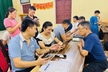 “Cửa sổ số” ở vùng cao:&nbsp;Khi dịch vụ công không còn là chuyện tại trụ sở