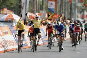 Xe đạp Thanh Hóa lần đầu thắng chặng tại Cúp Truyền hình TP HCM 2026