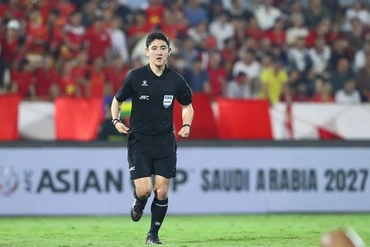 V.League vòng 21: Trọng tài Hàn Quốc “cầm cân” trận cầu tâm điểm; MU gia hạn kỷ lục với Mainoo