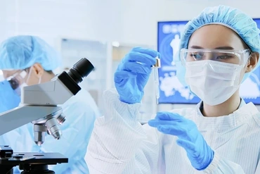 Chính phủ yêu cầu Bộ Y tế hoàn thành danh mục phát triển vaccine mới trong tháng 6