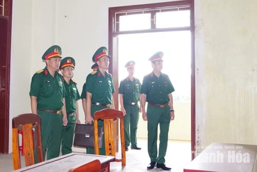 Chỉ huy trưởng Bộ CHQS tỉnh kiểm tra các đơn vị trực thuộc