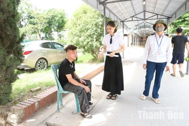 Để những tấm biển “cấm hút thuốc” không chỉ mang tính nhắc nhở