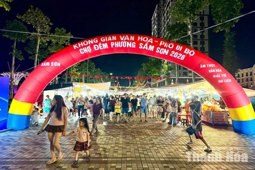 Sầm Sơn kéo dài sức hút sau mùa hè