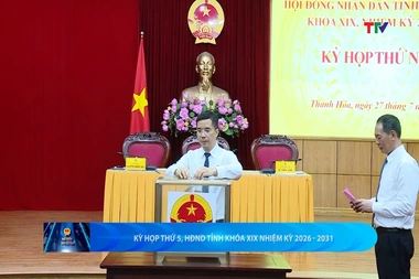Đại biểu với cử tri ngày 17/8/2026