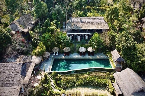 Khát vọng vươn xa