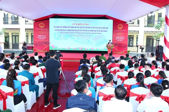 Chủ động các điều kiện, tổ chức khởi công xây dựng các trường PT nội trú liên cấp tại xã biên giới