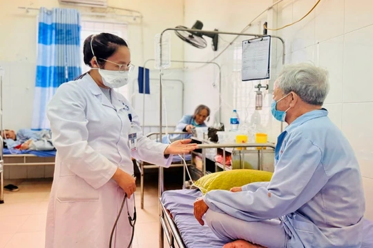 Nỗ lực xây dựng môi trường không khói thuốc tại các cơ sở y tế