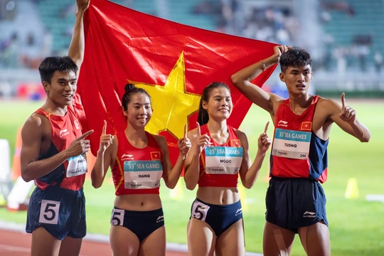SEA Games 33 ngày 13/12: Việt Nam chạm mốc 30 HCV; Điền kinh bùng nổ “mưa vàng” cuối ngày!