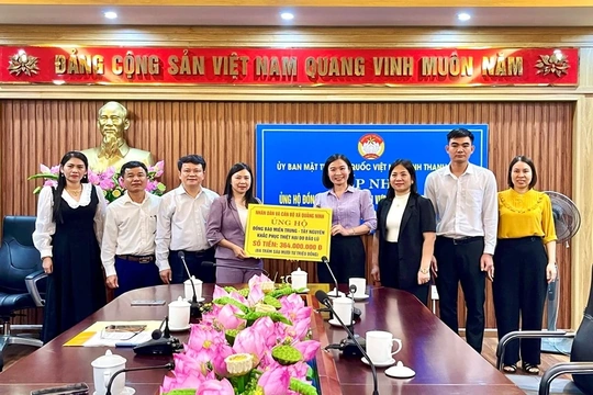 Ủy ban MTTQ tỉnh tiếp nhận ủng hộ đồng bào miền Trung, Tây Nguyên khắc phục hậu quả mưa lũ
