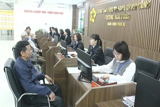 Cải cách để người dân hài lòng