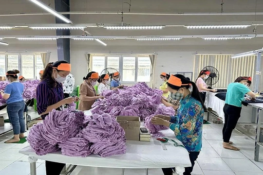 Tháng Công nhân năm 2026: “Công nhân Thanh Hóa đổi mới, sáng tạo, nâng cao năng suất lao động”