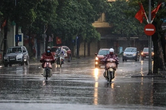 Cảnh báo dông, lốc, sét, mưa đá và mưa lớn cục bộ tại Thanh Hoá