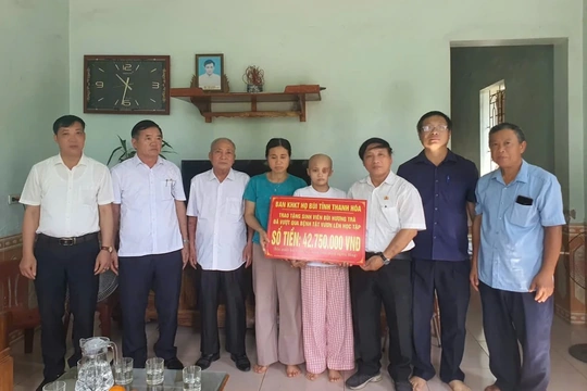 Hỗ trợ nữ sinh cùng lúc chống chọi với 2 căn bệnh ung thư