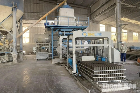 Ứng dụng khoa học - công nghệ vào sản xuất gạch không nung