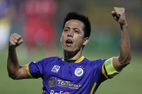 CLB Hà Nội kháng án treo giò 8 trận cho Văn Quyết; Man City chờ MU ở chung kết FA Cup