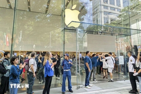 “Gã khổng lồ” Apple đang cân nhắc tăng giá iPhone mới