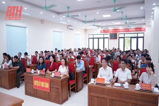 Như Xuân: Vận  động 585 hộ dân hiến 219.600m<sup>2</sup> đất xây dựng đường giao thông và kết cấu hạ tầng nông thôn