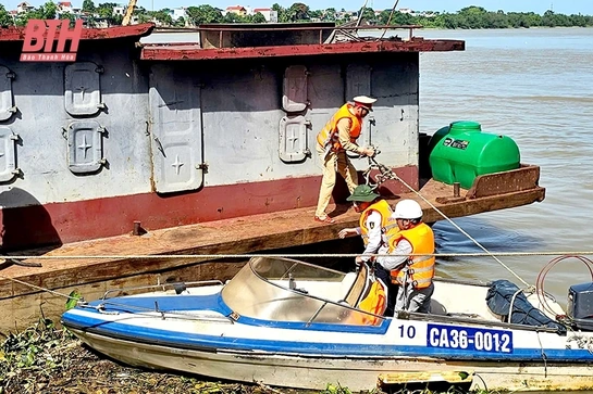Tổng kiểm soát phương tiện bơm, hút và vận chuyển cát, sỏi trên đường thuỷ