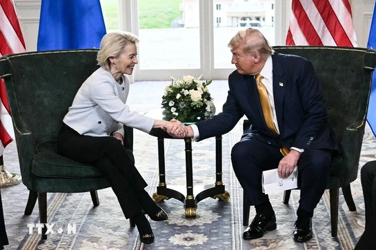 Thỏa thuận thương mại Mỹ-EU “mắc kẹt” vì các quy định kỹ thuật số
