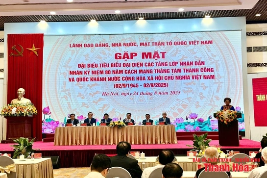 Đoàn đại biểu tỉnh Thanh Hóa vinh dự được gặp mặt lãnh đạo Đảng, Nhà nước nhân Kỷ niệm 80 năm Cách mạng Tháng Tám thành công và Quốc khánh 2/9.