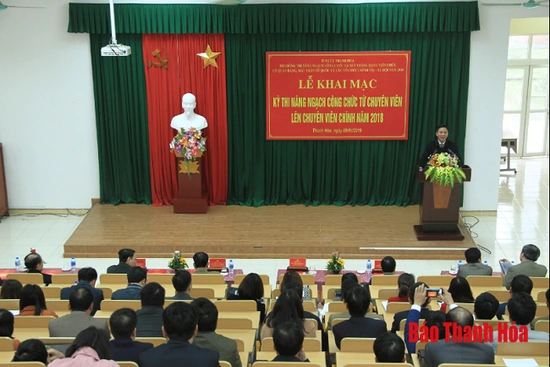 Khai mạc thi nâng ngạch công chức từ chuyên viên lên chuyên viên chính năm 2018