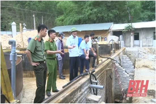 Huyện Quan Hóa rà soát các cơ sở chế biến lâm sản, ngâm ủ bột giấy