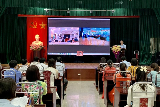 Lễ kết nạp đảng viên đặc biệt tại Bệnh viện Đa khoa tỉnh Thanh Hoá