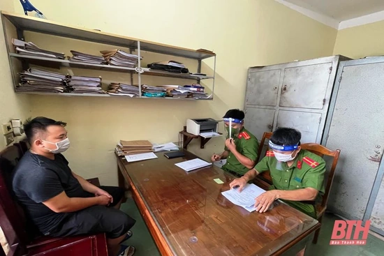 Công an huyện Thạch Thành bắt tạm giam đối tượng chống đối lực lượng làm nhiệm vụ tại chốt kiểm soát dịch COVI-19
