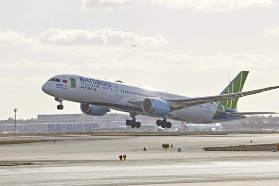 Bamboo Airways sẽ thực hiện chuyến bay đầu tiên đưa công dân từ Ukraine về nước ngày 9-3