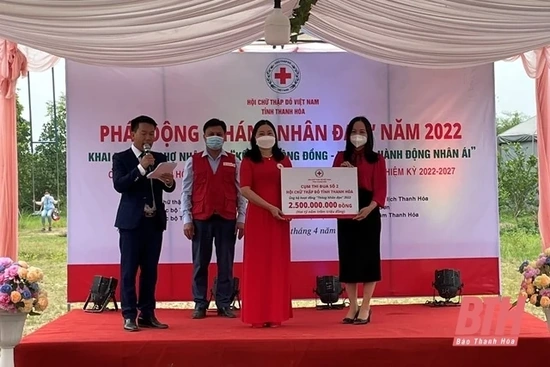 Phát động “Tháng nhân đạo” năm 2022