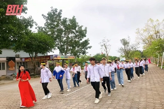 Thiết thực chương trình “Em làm nhà khảo cổ học”