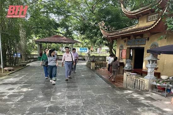 Thị xã Bỉm Sơn quan tâm phát triển du lịch tâm linh