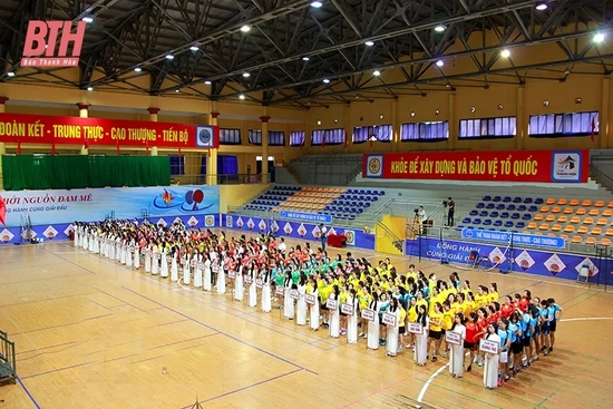 Khai mạc giải bóng chuyền hơi “Vì sự tiến bộ của Phụ nữ” TP Sầm Sơn lần thứ nhất - năm 2023