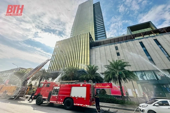 Thực tập phương án chữa cháy và CNCH tại Trung tâm thương mại Vincom Plaza, Khách sạn Melia Vinpearl Thanh Hóa