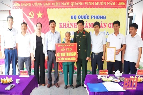 Bộ CHQS tỉnh bàn giao nhà tình nghĩa tại  huyện Hậu Lộc