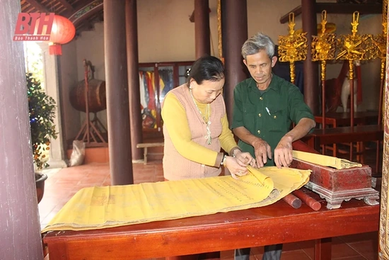 Về ngôi đình còn lưu giữ được nhiều sắc phong