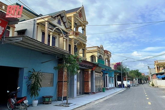 Hoằng Hóa quyết liệt giải tỏa hành lang an toàn đường bộ