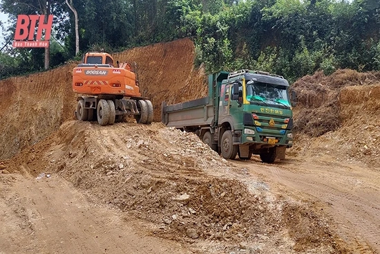 Thạch Thành mạnh tay với “đất tặc”