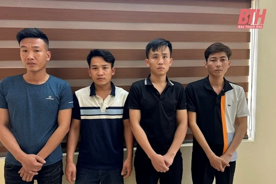 Bắt 4 đối tượng tổ chức sử dụng ma túy để “mừng” tiệc cưới